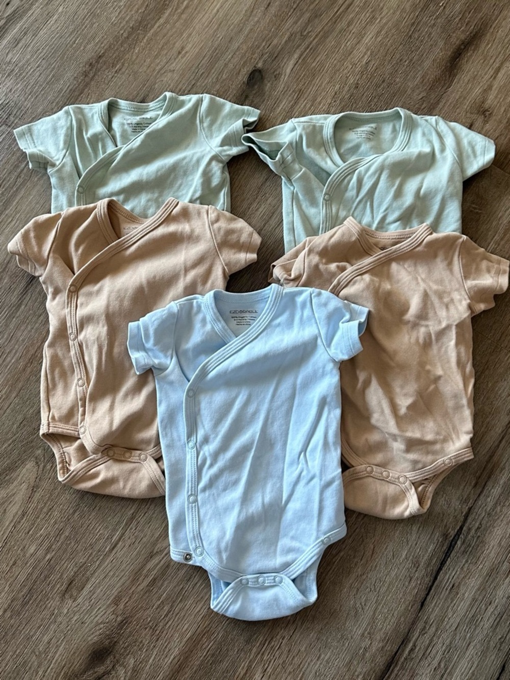 Ezdorable Organic 100% Cotton Baby Bodysuit | size 0-3 months One-Piece bundle